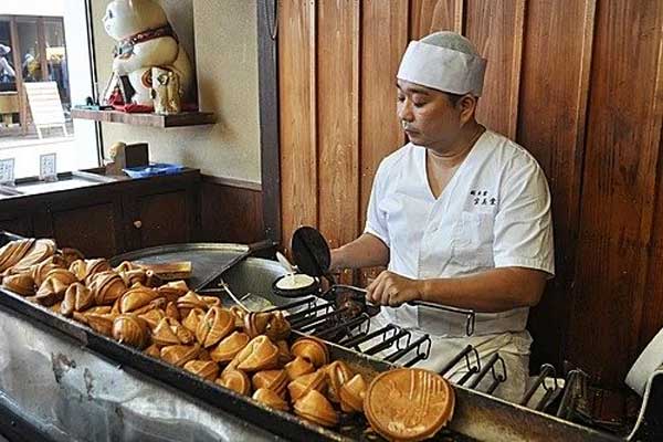 9 trang bị ít người biết trong khoang máy bay