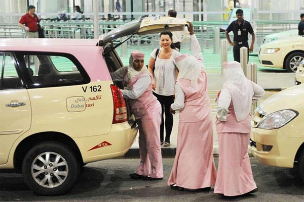LƯU Ý KHI DU LỊCH DUBAI: CÁCH DI CHUYỂN TRONG THÀNH PHỐ