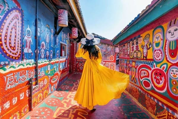 Tour Đài Loan 5N4Đ: Đài Bắc – Cao Hùng – Đài Trung | Quà Tặng Đặc Biệt, Giá Hấp Dẫn