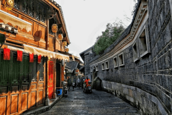 Tour Quý Dương – Cổ Trấn Thanh Nham – Thiên Hộ Miêu Trại 6N5Đ No Shop